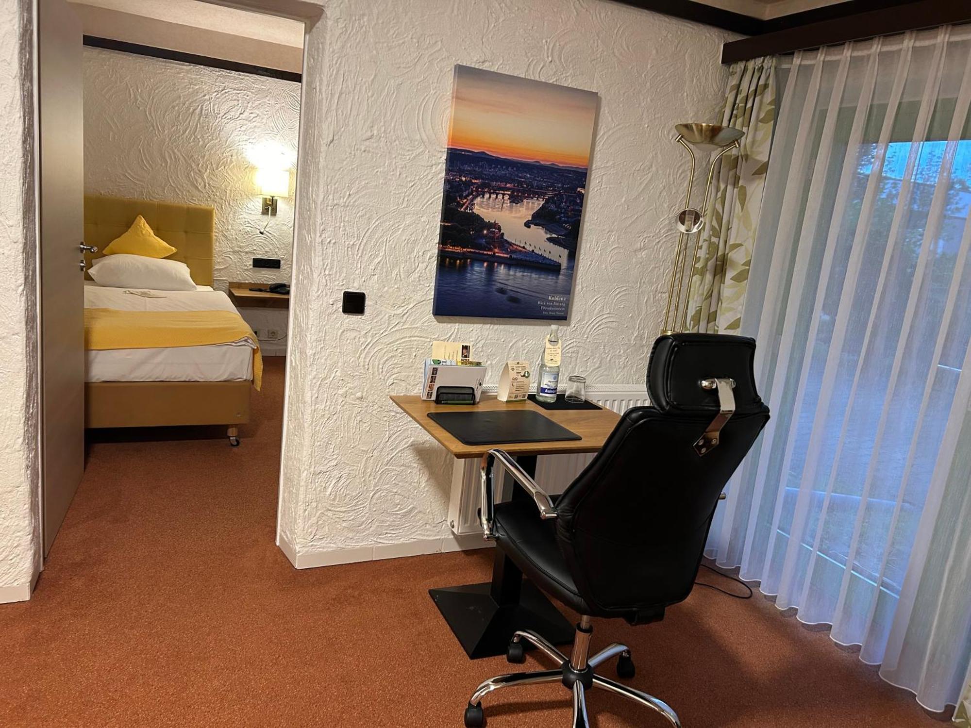 Contel Hotel Koblenz  Exterior foto